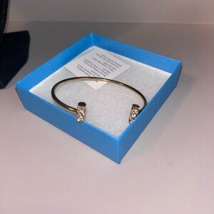 Touchstone Crystal Open ended bracelet